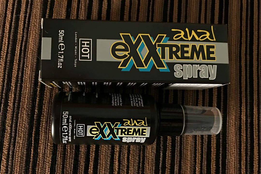 HOT anal exxteme spray és doboza